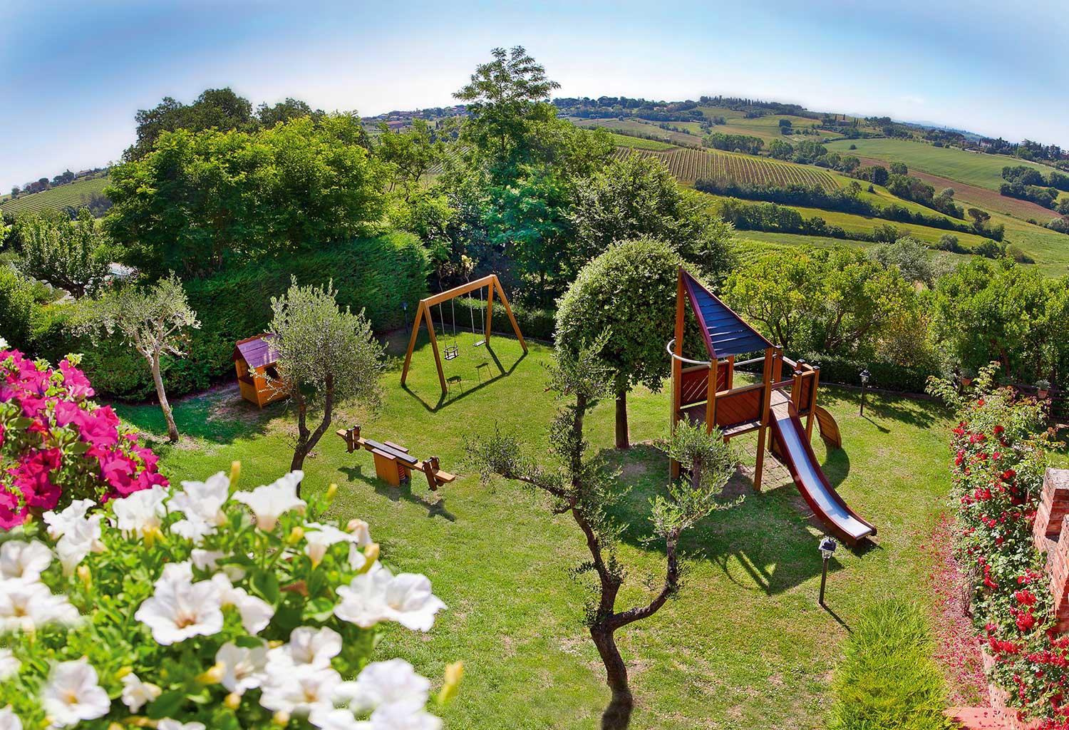 Hotel Borgo Tre Rose Valiano Esterno foto