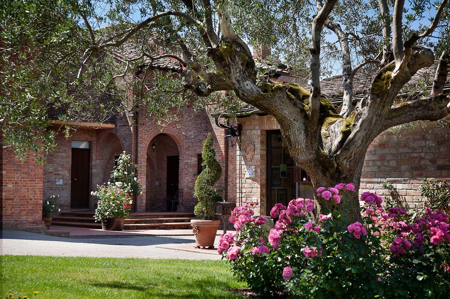 Hotel Borgo Tre Rose Valiano Esterno foto
