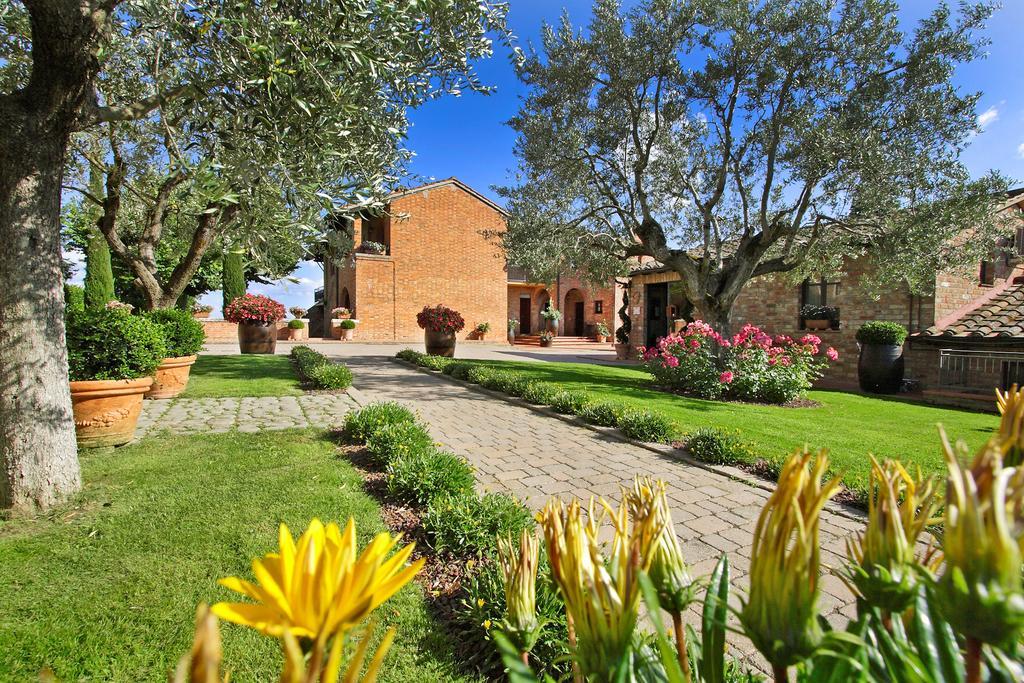 Hotel Borgo Tre Rose Valiano Esterno foto