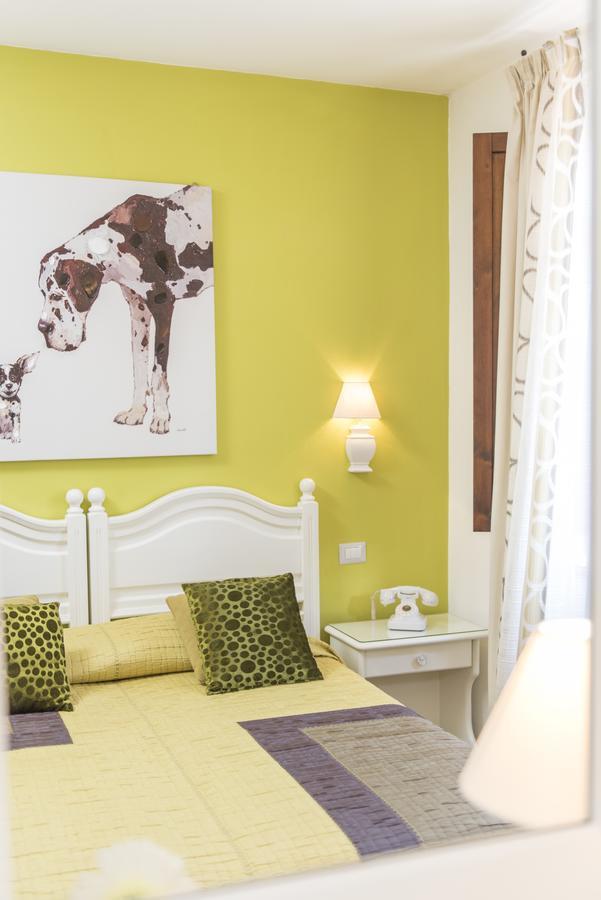 Hotel Borgo Tre Rose Valiano Esterno foto