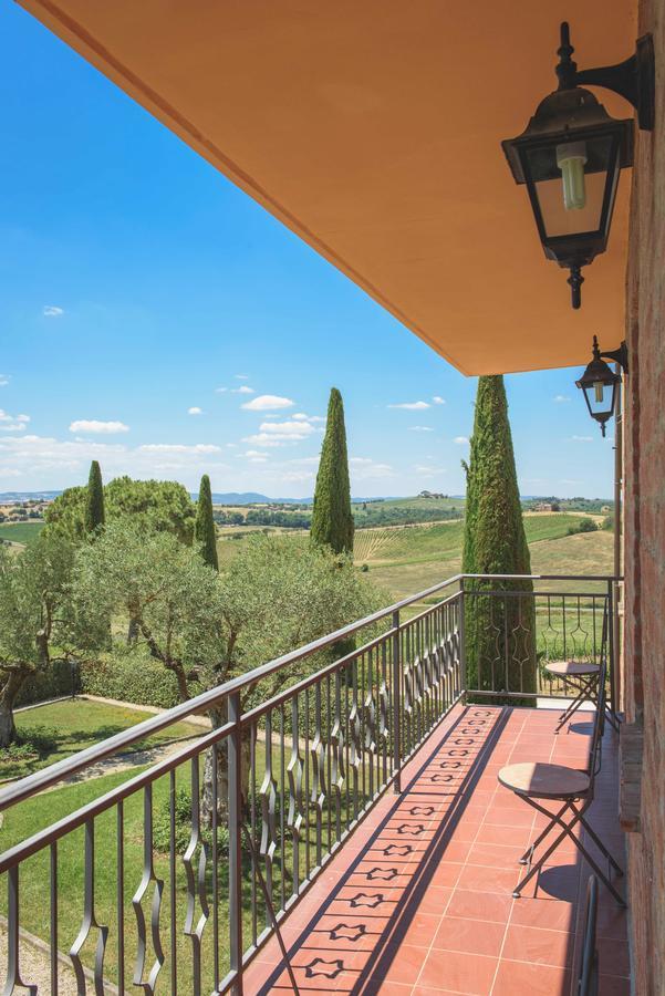Hotel Borgo Tre Rose Valiano Esterno foto