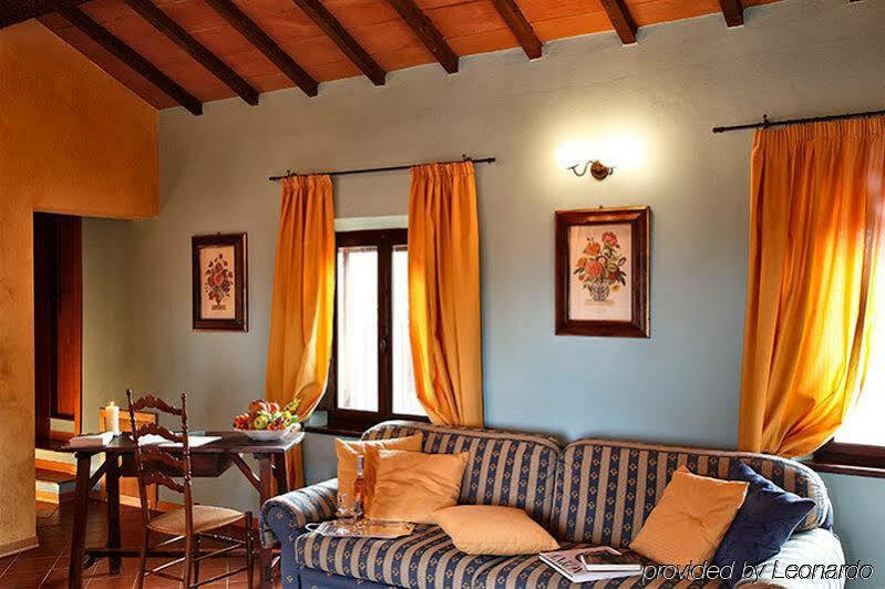 Hotel Borgo Tre Rose Valiano Esterno foto